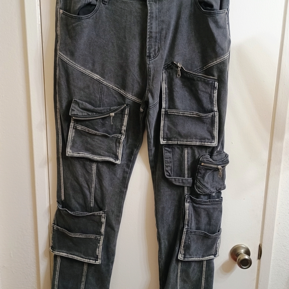 AKIRA Women's Black Straight Leg Jeans